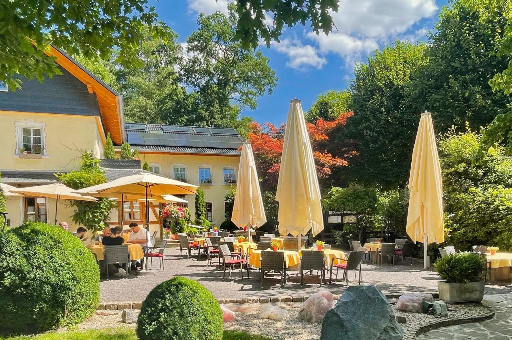 Hotel Restaurant Rengser Muehle Bergneustadt Exterior photo